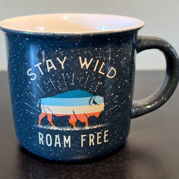 STAY WILD ~ ROAM FREE ~ Bison / Buffalo Camping Style Gray Speckled Ceramic Mug - Picture 1 of 5